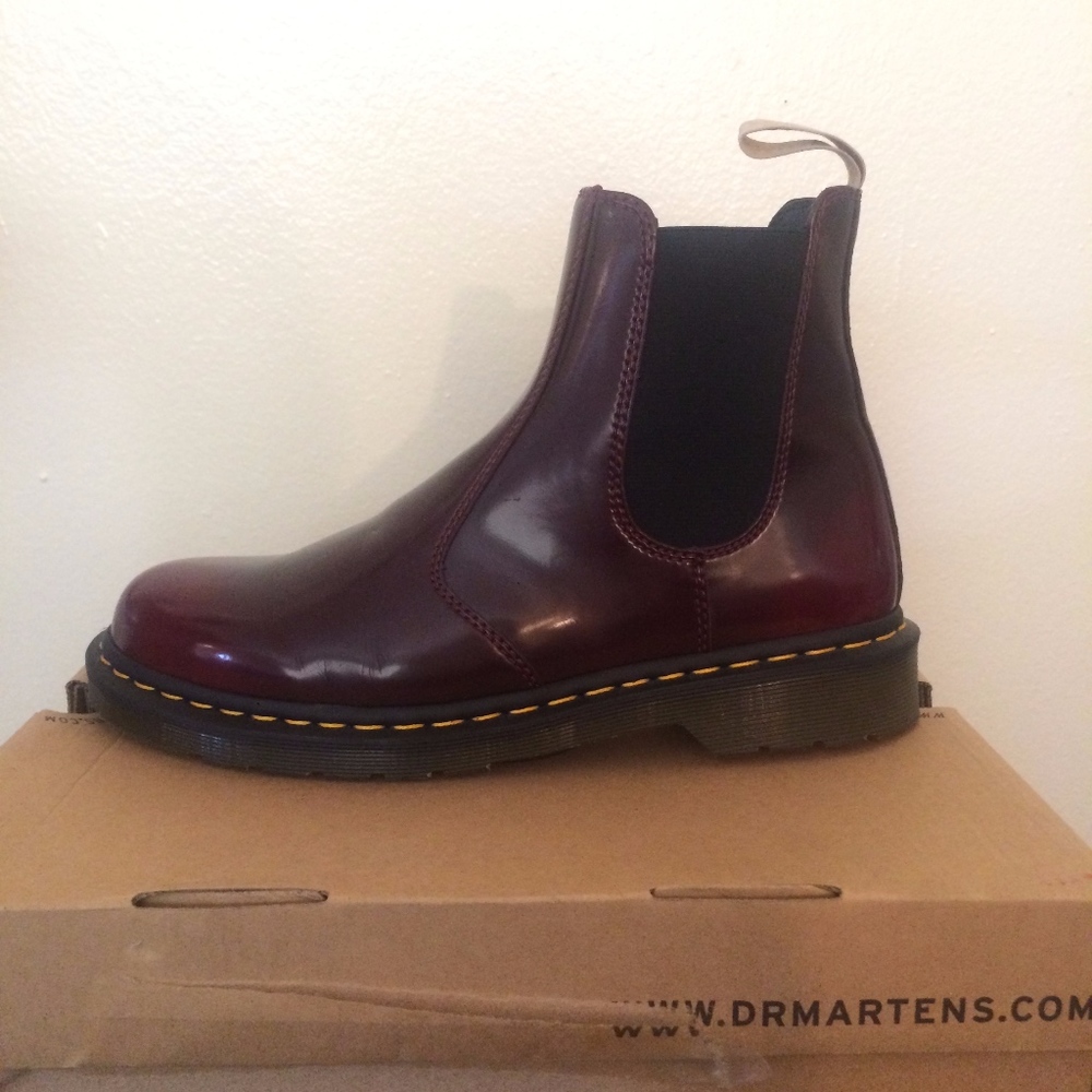 Doc Marten Chelsea Boot